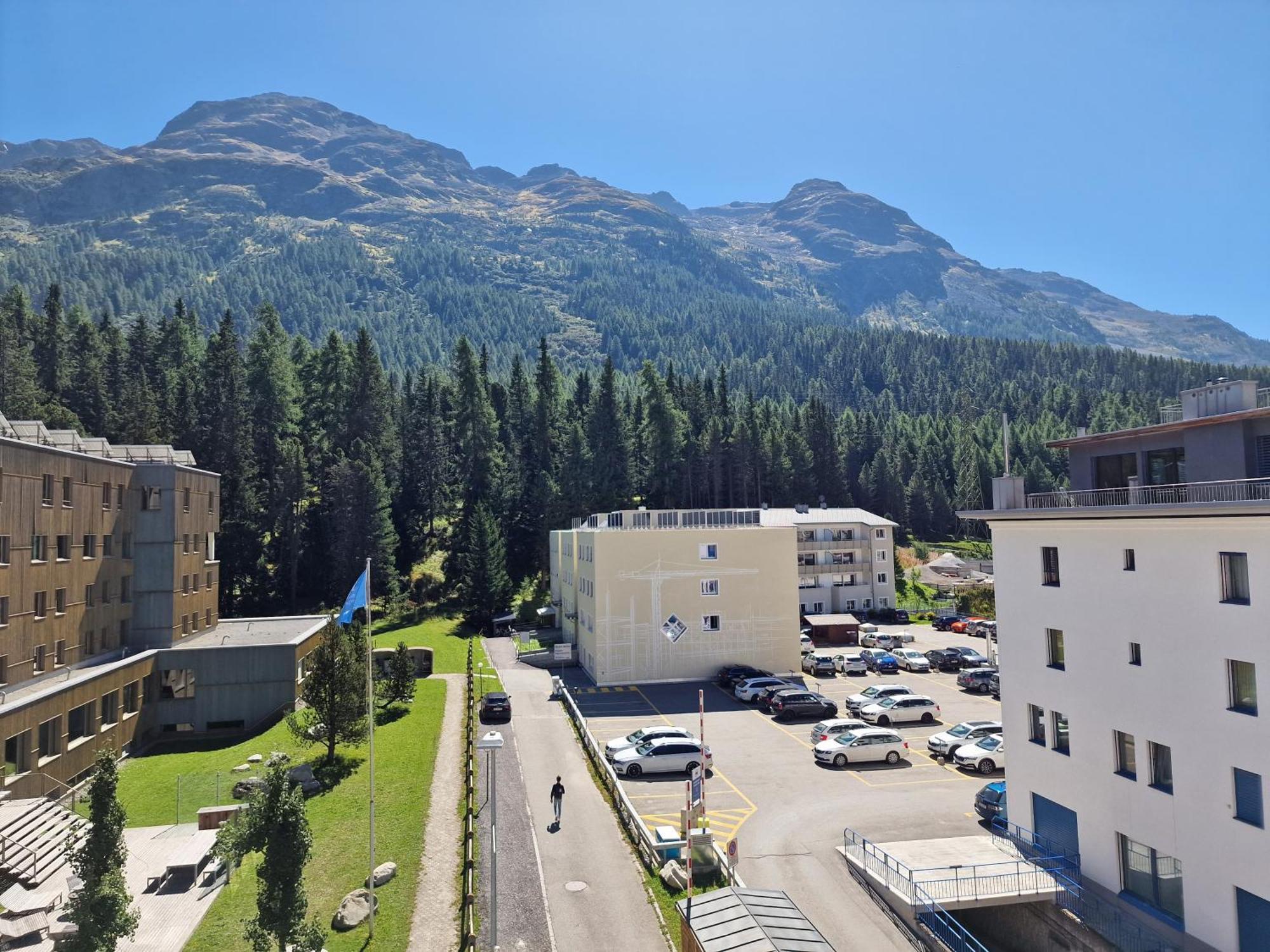 Apartments Flora - Sunflower St. Moritz Exterior foto