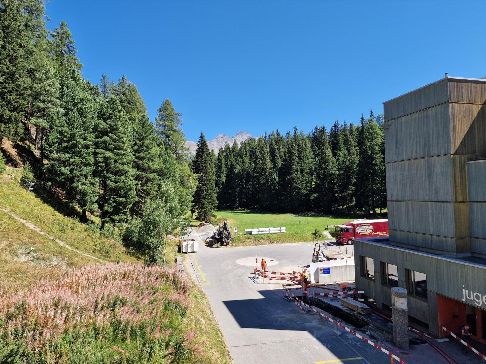 Apartments Flora - Sunflower St. Moritz Exterior foto